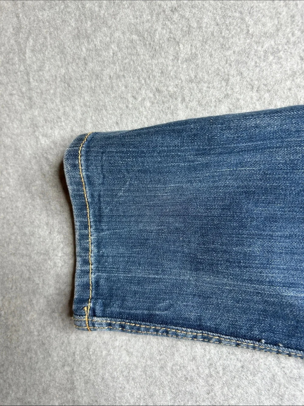 Aeropostale‎ Women's Blue Skinny Jeans with Distressed Details